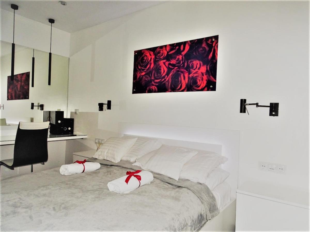 Apartament Cieplicka Apartment Jelenia Gora Bagian luar foto